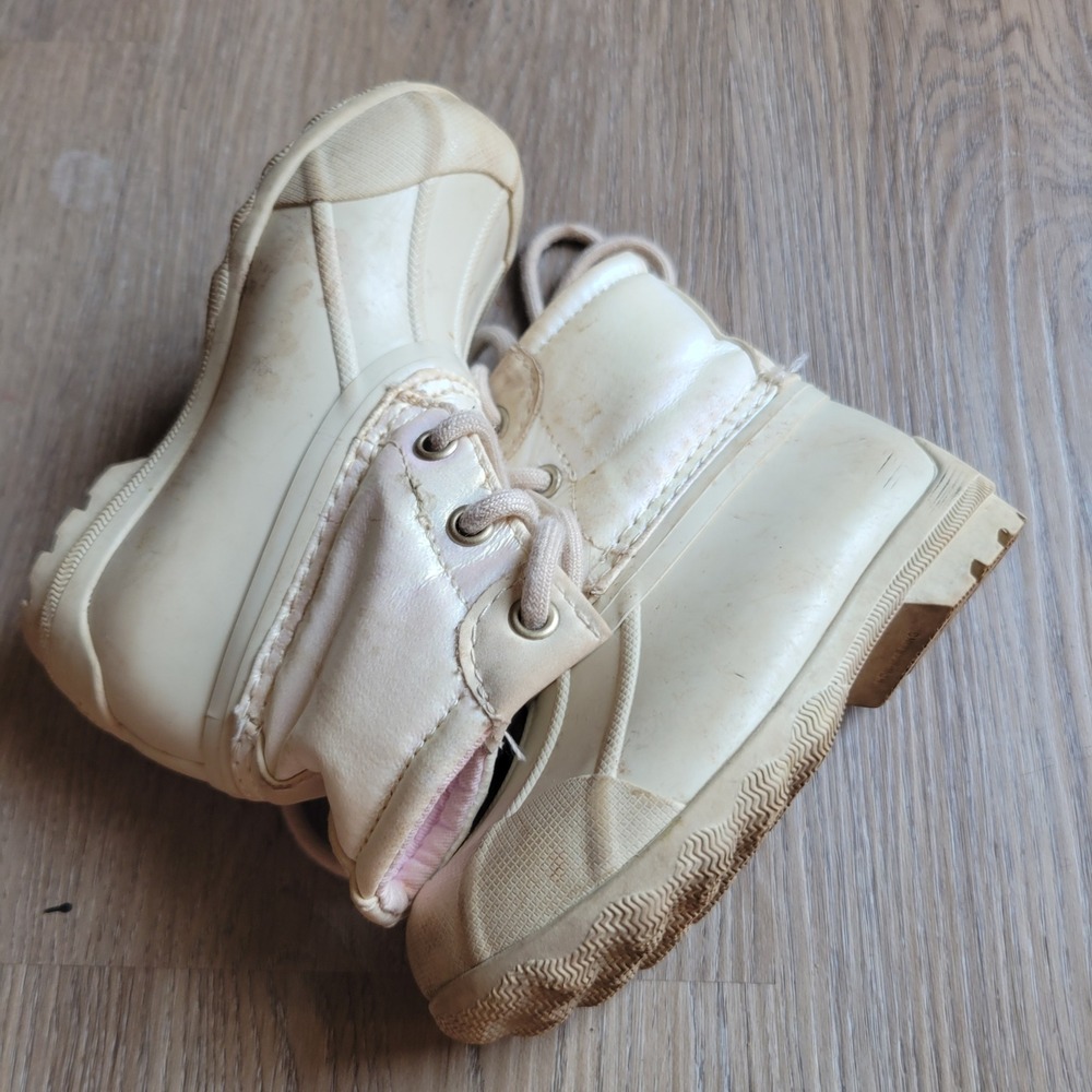 Sperry Unisex Duck Boots 7M Ivory Iridescent Saltwater Rain Boots